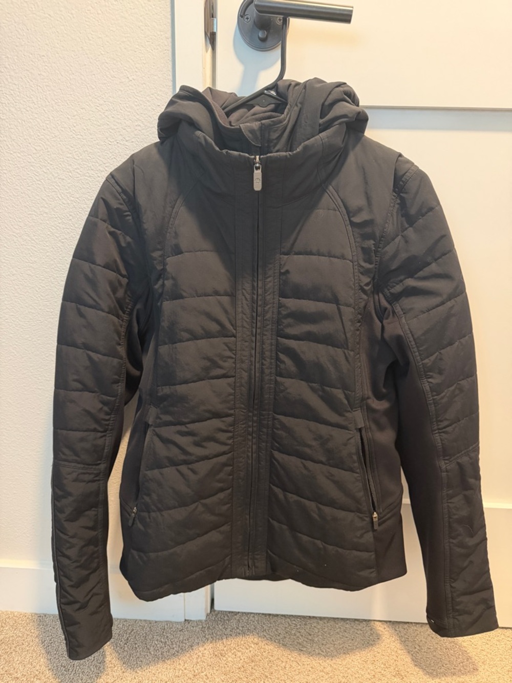 Lululemon Another Mile Jacket Black - EUC